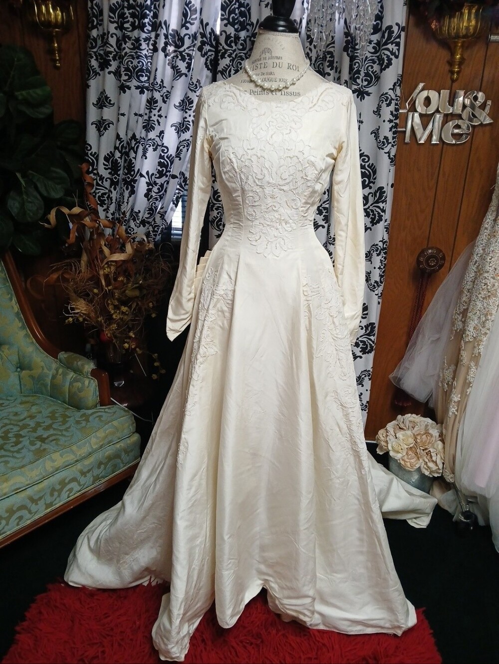 Elegant Cream Long-Sleeve Embroidered Wedding Gown